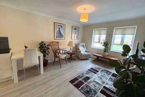 1 bedroom apartment for sale, Fountain Court, Westbury