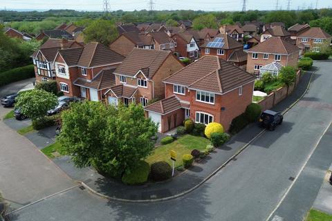 4 bedroom detached house for sale, Peterborough Close, Ellesmere Port CH66