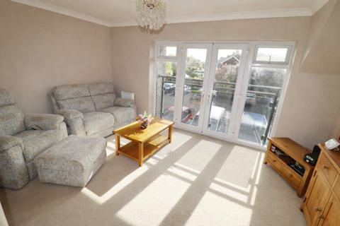 1 bedroom flat for sale, Seafront, Hayling Island