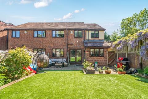 Semi-detached house - Hawkhills, Leeds LS7