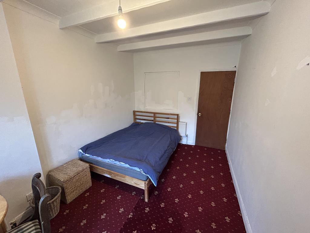Grasmere Gardens, Harrow HA3 - View 2