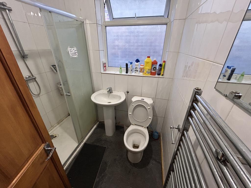 Grasmere Gardens, Harrow HA3 - View 5