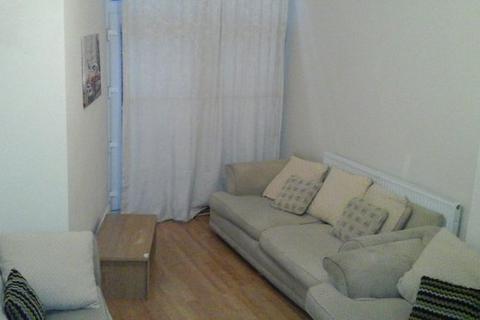 4 bedroom house share to rent, Southfield road