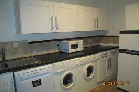 4 bedroom house share to rent, Southfield road