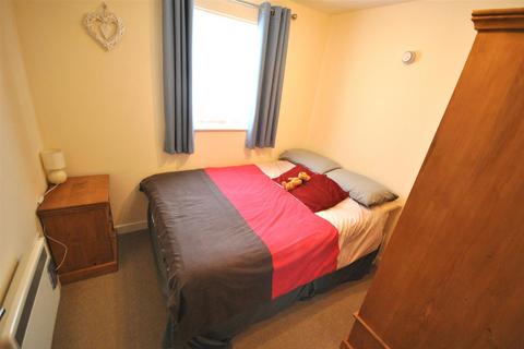 2 bedroom apartment to rent, Warren Street, Tenby