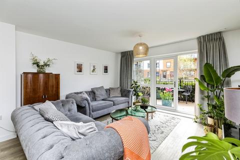 1 bedroom ground floor flat for sale, West Green Drive, Crawley