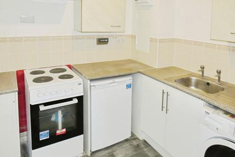 1 bedroom flat to rent, Bushfield Court, PETERBOROUGH, PE2