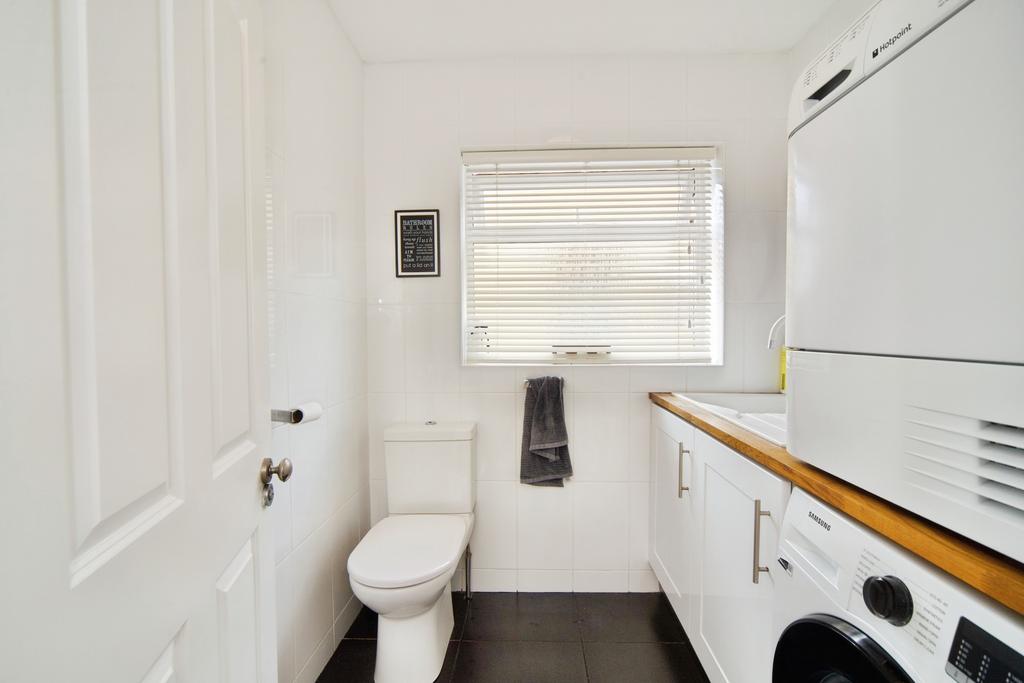 Utility room, utility