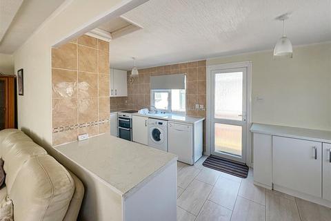 2 bedroom park home for sale, Bognor Road, Littlehampton BN17