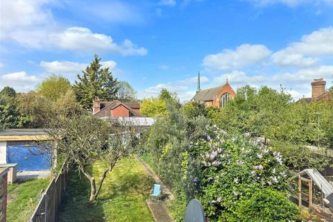 3 bedroom semi-detached house for sale, Hook Road, Epsom KT19
