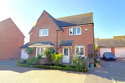 4 bedroom detached house for sale, Cover Drive, Bottesford