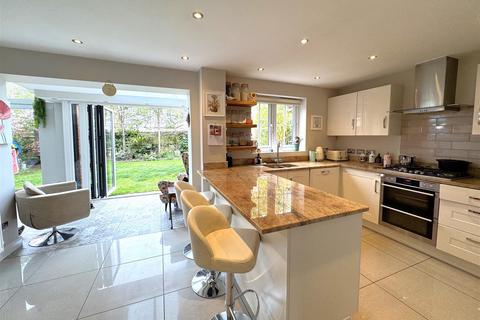 4 bedroom detached house for sale, Cover Drive, Bottesford