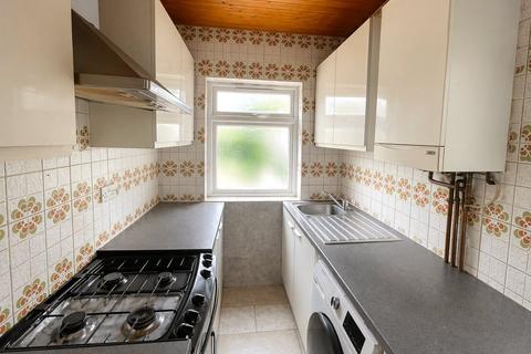 3 bedroom terraced house to rent, Kingsley Road, Greater London TW3