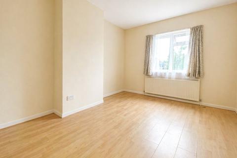 3 bedroom terraced house to rent, Kingsley Road, Greater London TW3