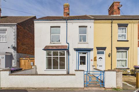 4 bedroom semi-detached house for sale, 30 Alexandra Road, Skegness