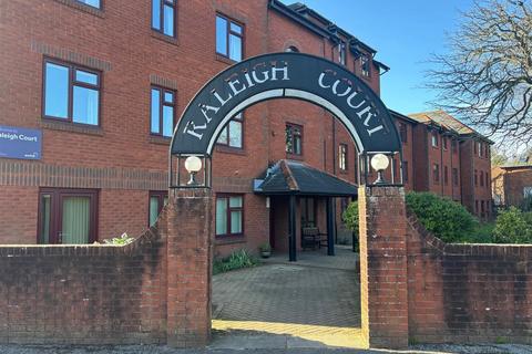 1 bedroom flat for sale, Polebarn Road, Trowbridge BA14