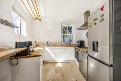 3 bedroom cottage for sale, Millbrook Street, Cheltenham, GL50 3RR