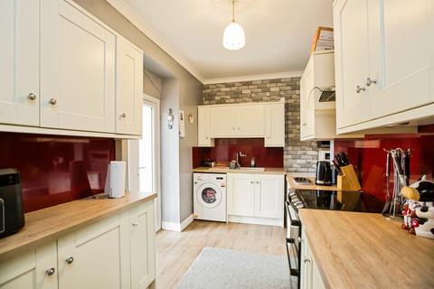 3 bedroom terraced house for sale, Keighley Road, HALIFAX