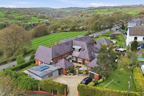 6 bedroom semi-detached house for sale, Penrhiw Avenue, Blackwood NP12