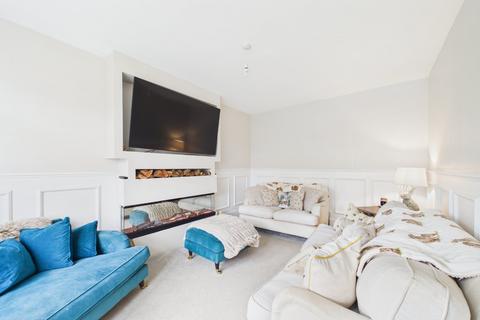 4 bedroom semi-detached house for sale, Galton Way, Warfield, Berkshire, RG42