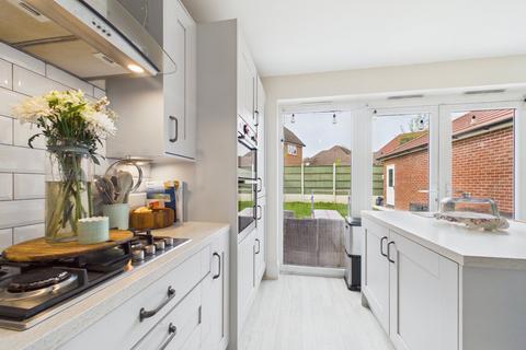 4 bedroom semi-detached house for sale, Galton Way, Warfield, Berkshire, RG42