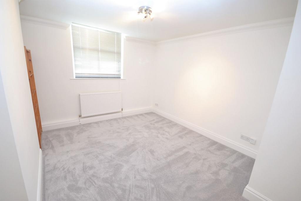 Apartment in Brighton - View 3