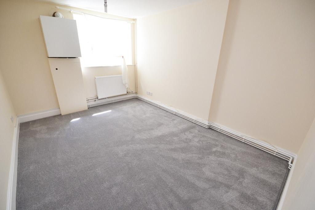 Apartment in Brighton - View 4