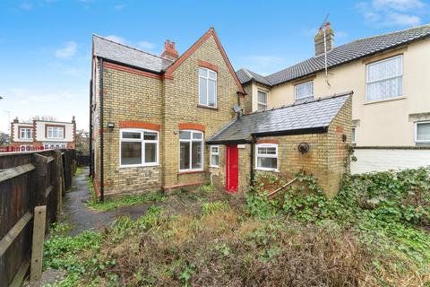 3 bedroom detached house for sale, Burrowmoor Road, March