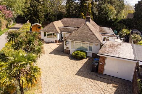 4 bedroom detached bungalow for sale, Elizabeth Crescent, East Grinstead RH19