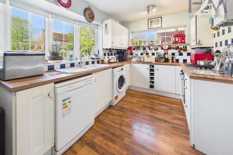 3 bedroom link detached house for sale, Brook Field, Aston, Stevenage