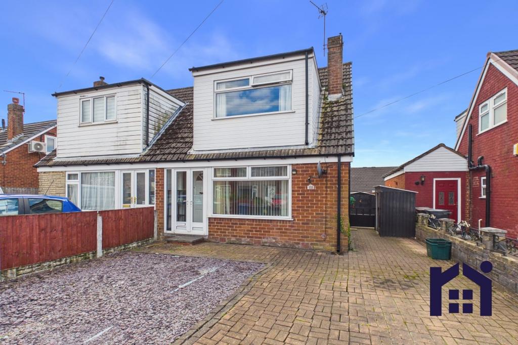 Birchwood Drive, Coppull, PR7 2 bed semi-detached house - £895 pcm (£ ...