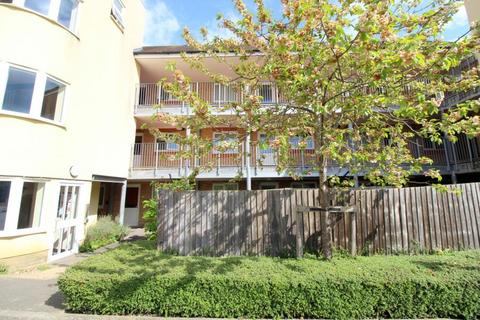 Jackson Close, Langley