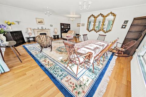 4 bedroom detached house for sale, Blandford St Mary