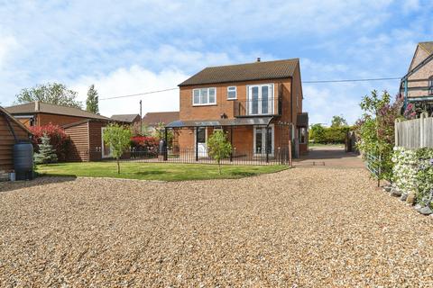 5 bedroom detached house for sale, Station Road, Manea, MARCH