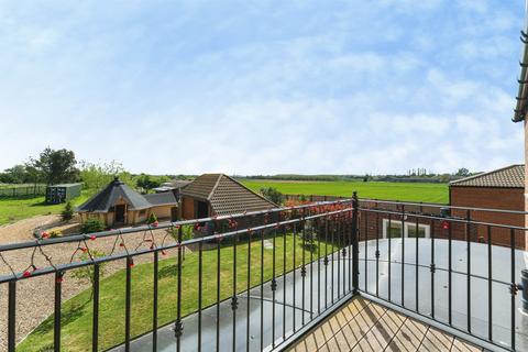 5 bedroom detached house for sale, Station Road, Manea, MARCH