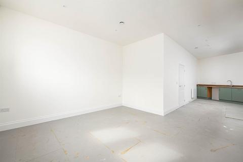 2 bedroom flat for sale, Court Street, Trowbridge BA14