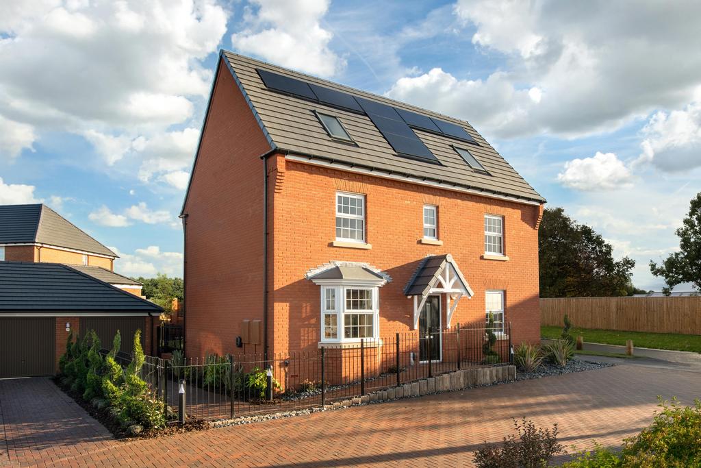 5 bedroom detached house for sale