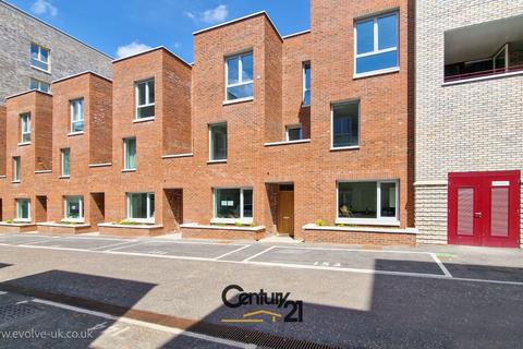 4 bedroom house for sale, Benson Street, Barking, IG11 0YY