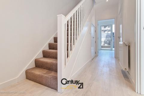 4 bedroom house for sale, Benson Street, Barking, IG11 0YY