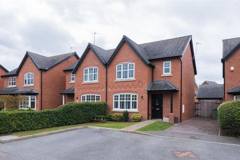 3 bedroom semi-detached house for sale, St. George's Place, Beeston