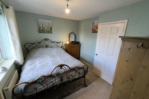 2 bedroom terraced house for sale, Ferndown Gardens, Farnborough, GU14