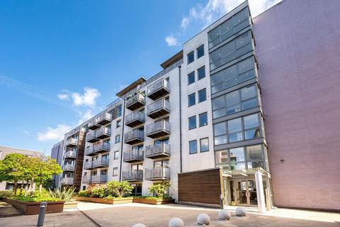 2 bedroom flat to rent, Deals Gateway, Deptford, London, SE13