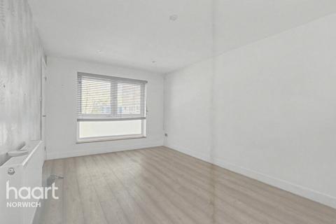 1 bedroom flat for sale, William Mear Gardens, Norwich