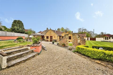 6 bedroom detached bungalow for sale, ., Stoke-Sub-Hamdon