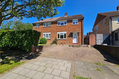 4 bedroom semi-detached house to rent, BEDFORD ROAD