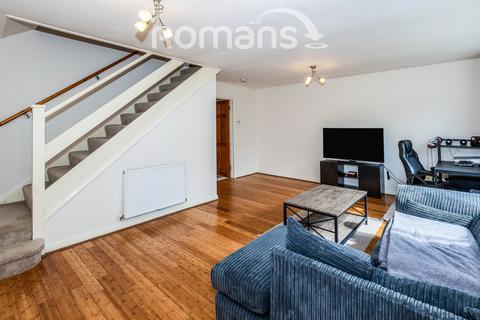 3 bedroom terraced house to rent, The Pound, Burnham, SL1