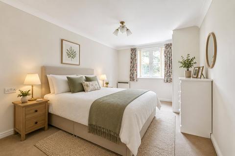 2 bedroom flat to rent, Broomfield Road, Chelmsford, Essex, CM1