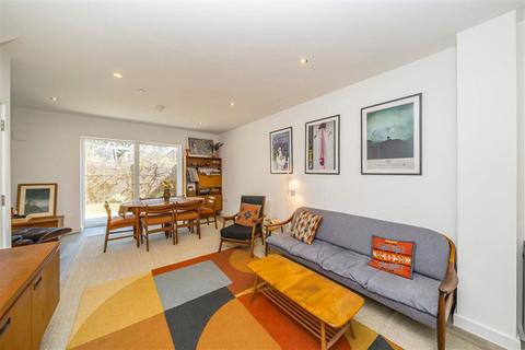 Welford Mews, London SE6