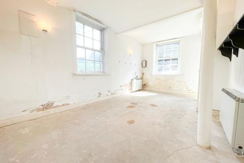 2 bedroom apartment for sale, Springbank Court, Woodley, SK6