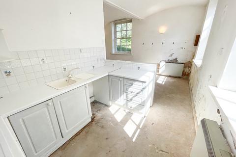 2 bedroom apartment for sale, Springbank Court, Woodley, SK6